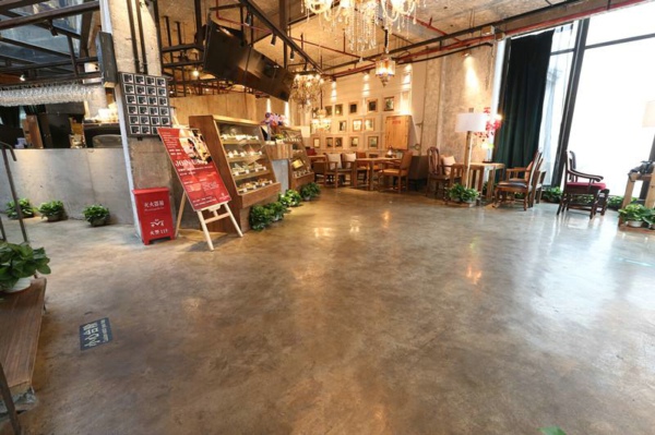 復(fù)古漆打造出的室內(nèi)裝飾風格所具備的美感